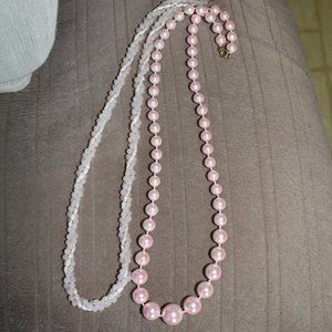 Set of 2 Necklaces - White and Pink Beaded